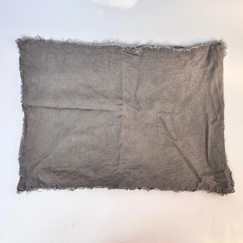 SINGLE Casaluna Heavyweight Linen Blend Queen Gray Sham